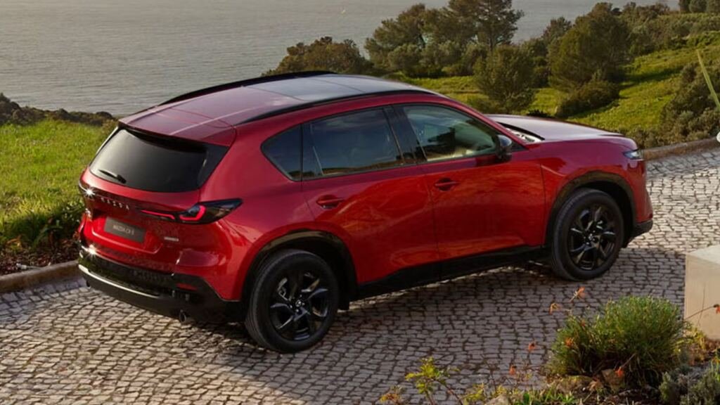 Mazda CX-5 2026 aparece em imagem de divulgação do novo SUV que levou a marca ao 100º prêmio de segurança do IIHS. (Imagem: Hall Mazda)