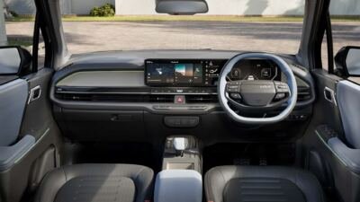 Kia Syros EV estreia na Índia com até 526 km de autonomia, motor de 171 cv, recarga rápida e garantia de 15 anos para a bateria elétrica.