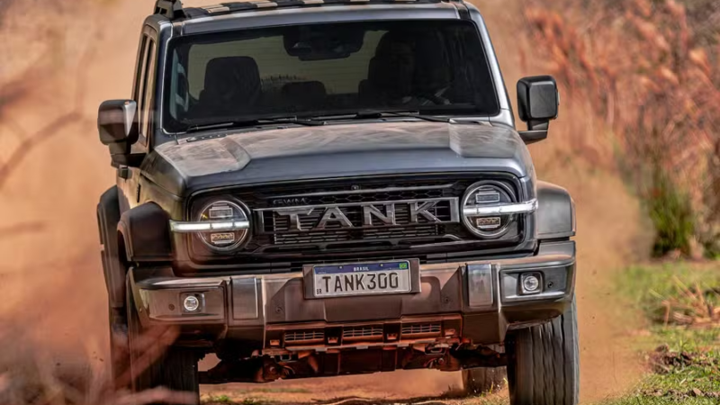 GWM Tank 300 TerraForce estreia por R$ 350 mil, limitado a 300 unidades, com 394 cv, autonomia elétrica e itens exclusivos no Brasil.